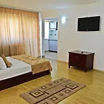 Lira Pacific 3*
