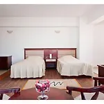 Apartahotel Lira Pacific 3*