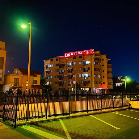 Lira Pacific Aparthotel Constanţa