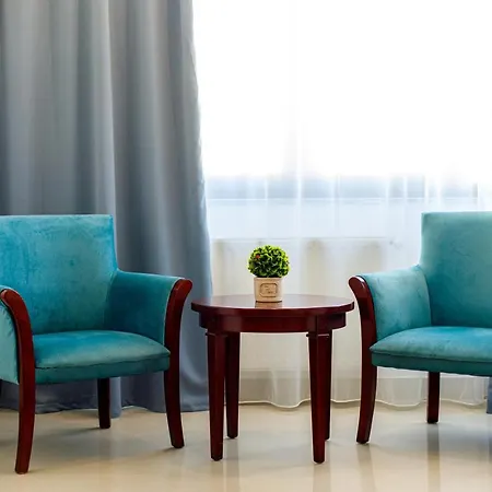 Apartmanhotel Lira Pacific 3*