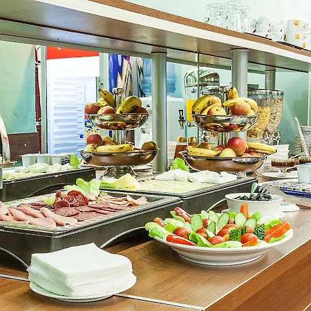 Lira Pacific Apartmanhotel