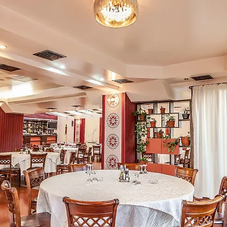 Apartmanhotel Lira Pacific