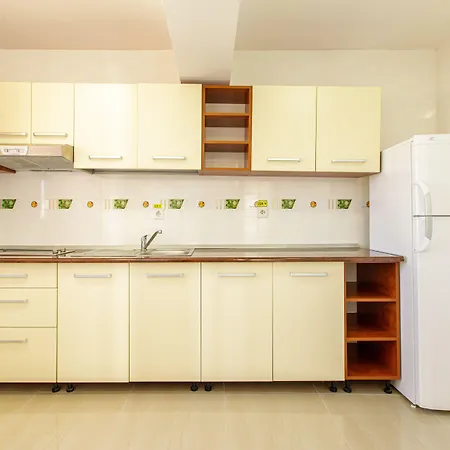 Apartmanhotel Lira Pacific