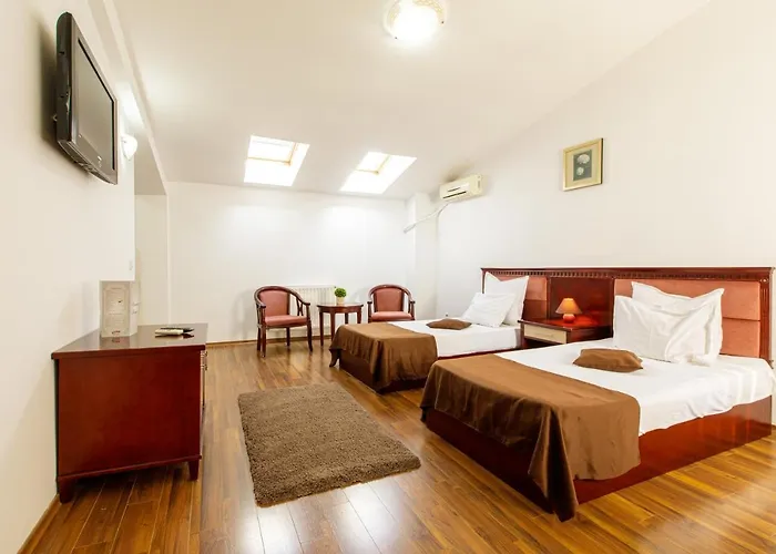 Lira Pacific Hotel de apartamente