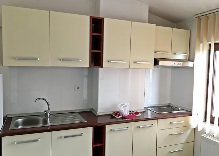 Hotel de apartamente Lira Pacific Constanţa