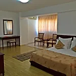 Aparthotel Lira Pacific Constanta