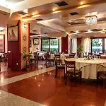 Lira Pacific Aparthotel Constanta