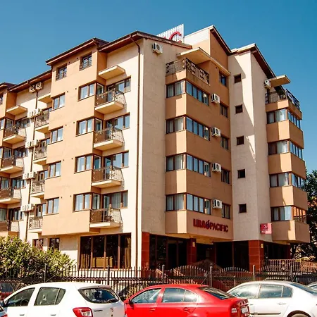 Lira Pacific Aparthotel 3*