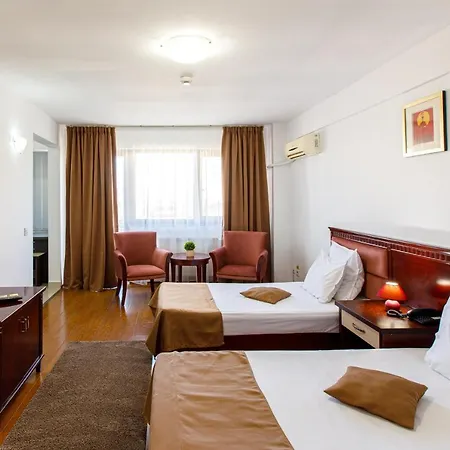 Lira Pacific Constança