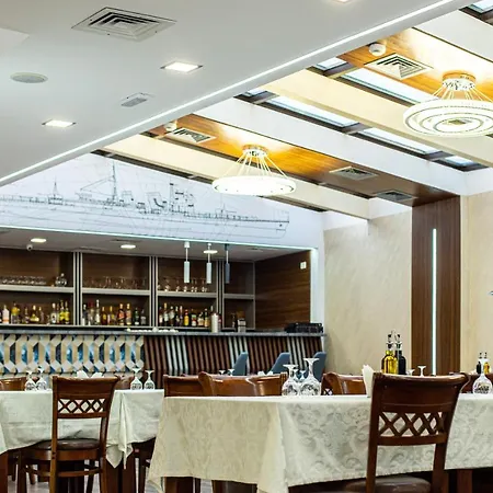 Aparthotel Lira Pacific 3*