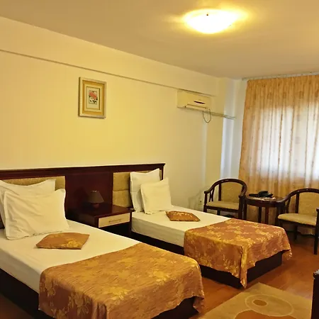 Lira Pacific Hotel apartamentowy 3*