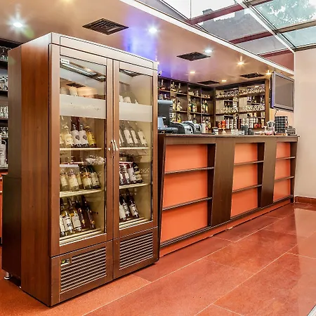 Lira Pacific Hotel apartamentowy 3*