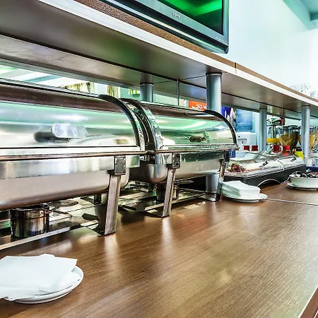 Lira Pacific Apart-hotel 3*