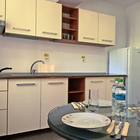 Apart-hotel Lira Pacific