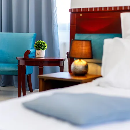 Lira Pacific Hotel apartamentowy 3*