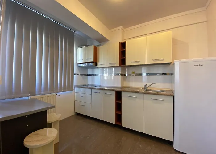 Lira Pacific Aparthotel Constanţa