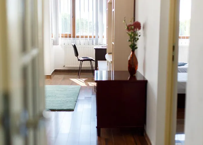 Lira Pacific Hotel de apartamente Constanţa