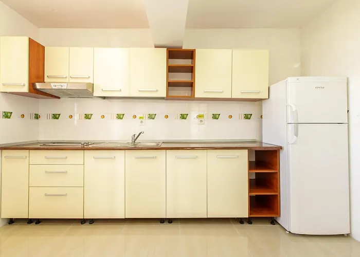 Hotel de apartamente Lira Pacific Constanţa