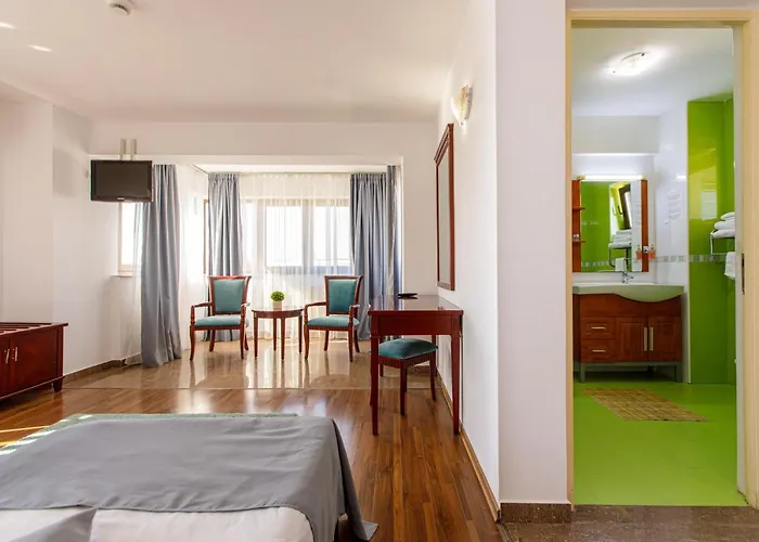 Hotel de apartamente Lira Pacific