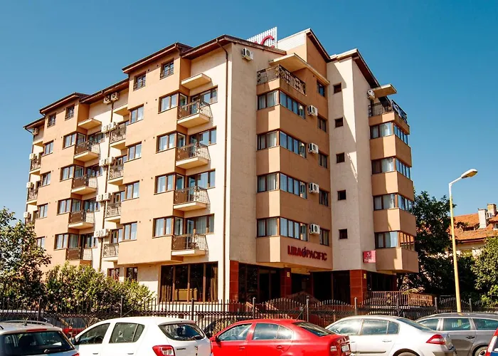 Lira Pacific Hotel de apartamente 3*