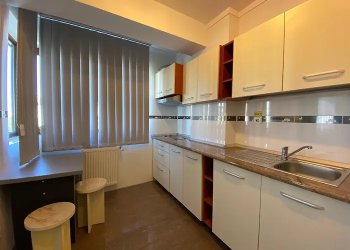 Aparthotel Lira Pacific