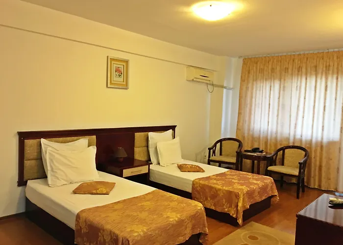 Lira Pacific Aparthotel 3*