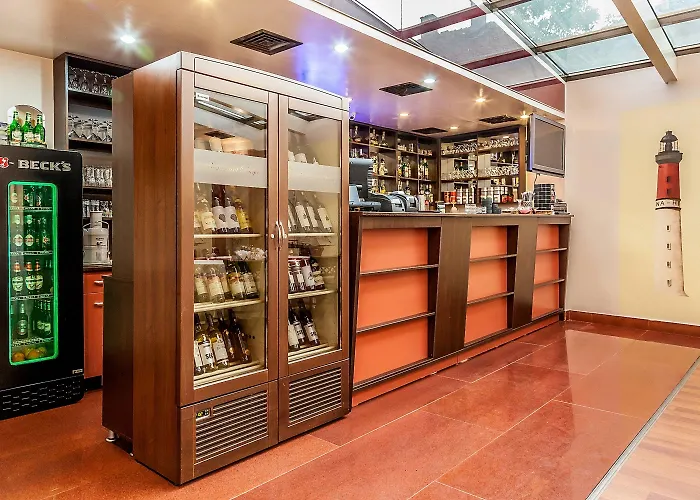 Lira Pacific Aparthotel 3*